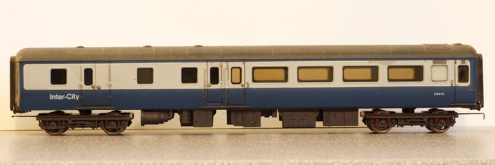 BR Mark 2d brake second coach. EM. Airfix RTR.