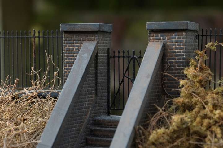Close-up of the steps leading down the embankment