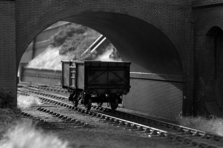16T mineral wagon under the bridge (black and white)